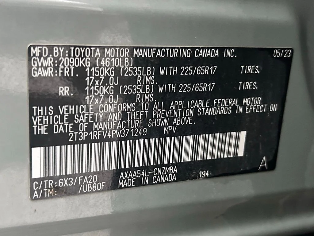 Used 2023  Toyota XLE image 22