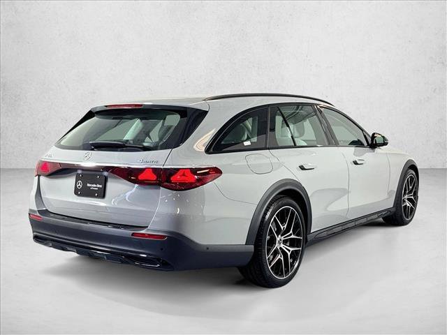 New 2026 MANUFAKTUR Alpine Grey Mercedes-Benz E 450 image 35