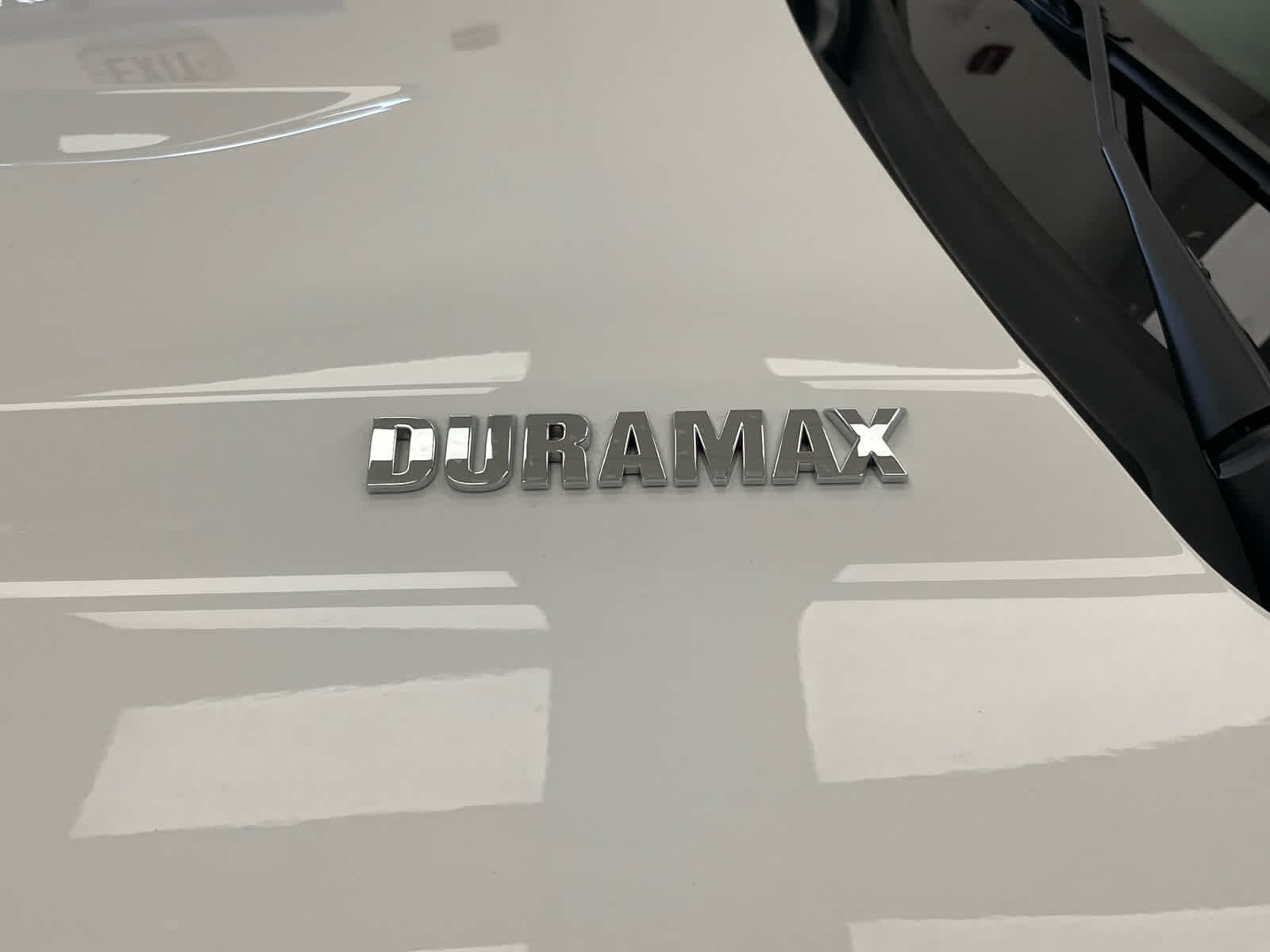 Used 2023 SUMMIT WHITE Chevrolet RST image 21
