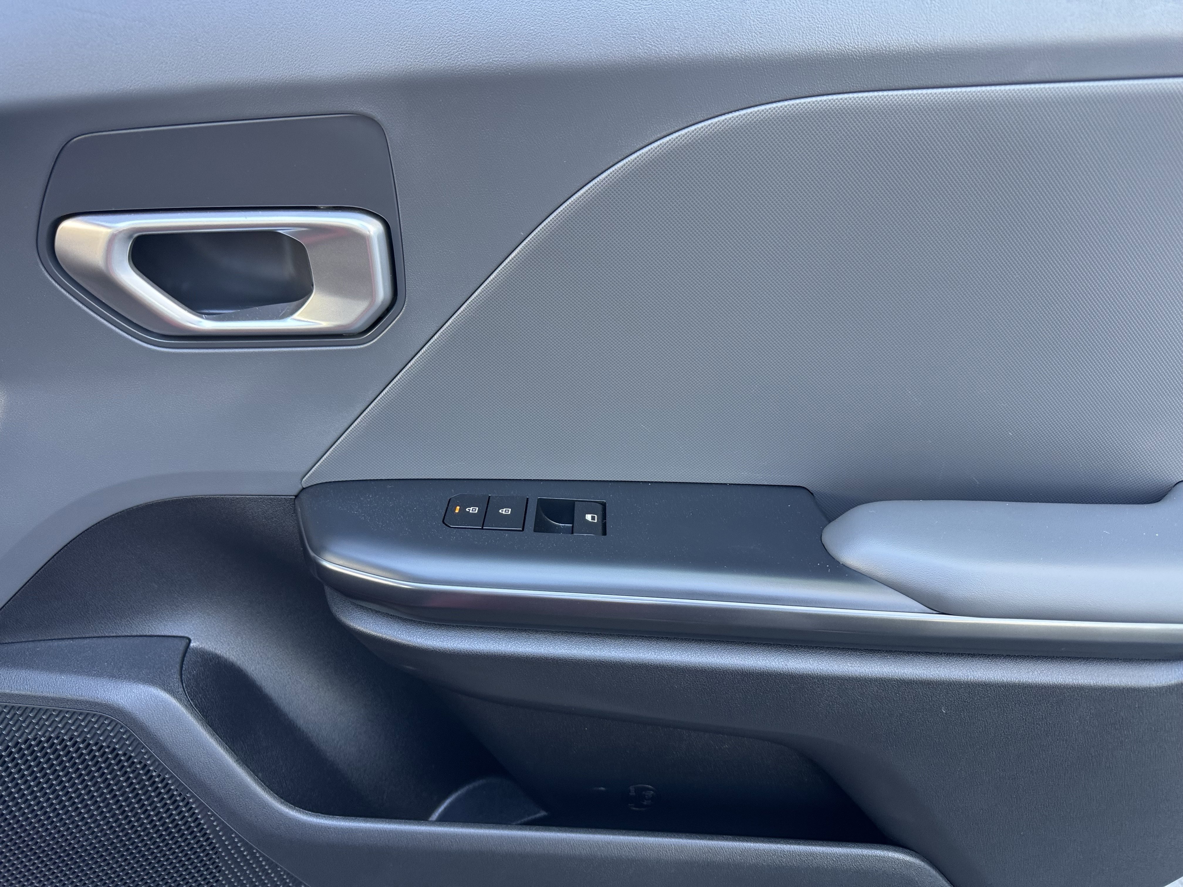 2025 Kia K4 LXS - Photo 21