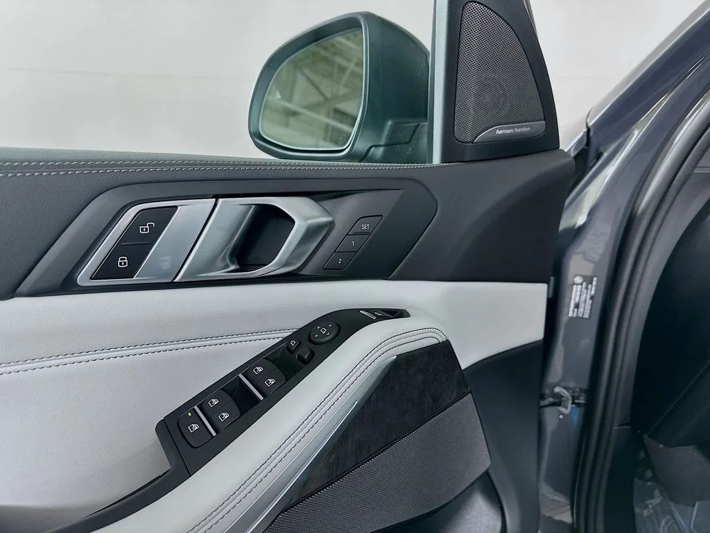 New 2026 Gray Metallic BMW xDrive40i image 23