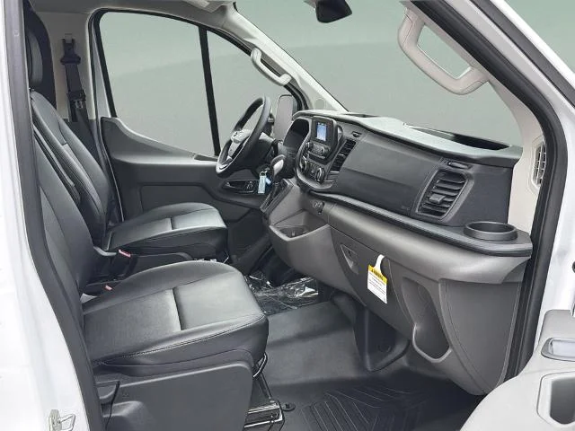 2025 Ford Transit Van Base - Photo 10