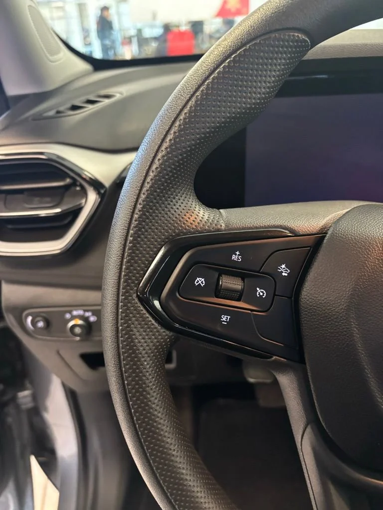 2025 Chevrolet Trailblazer LS - Photo 12