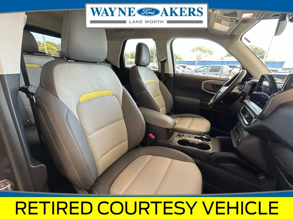New 2025 Carbonized Gray Metallic Ford Badlands image 26