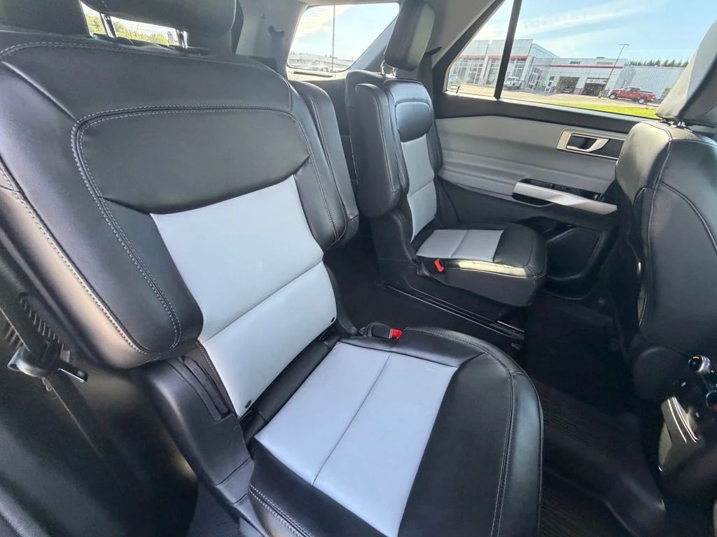 Used 2023 Gray Ford XLT image 39