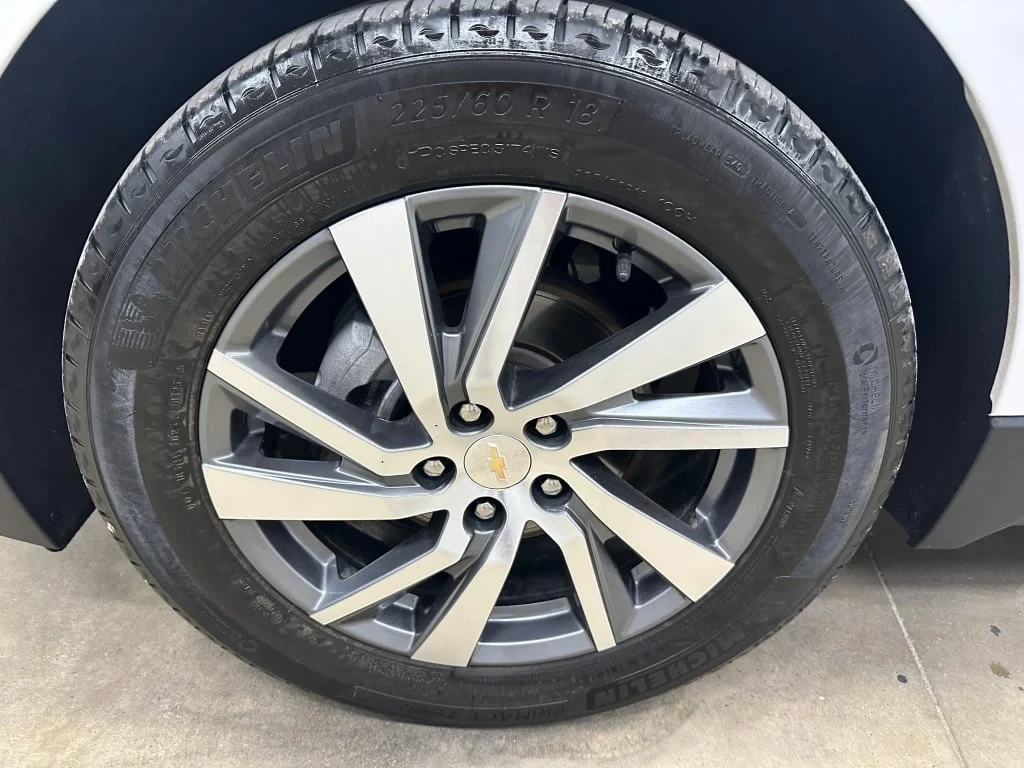 2023 Chevrolet Equinox Premier - Photo 38