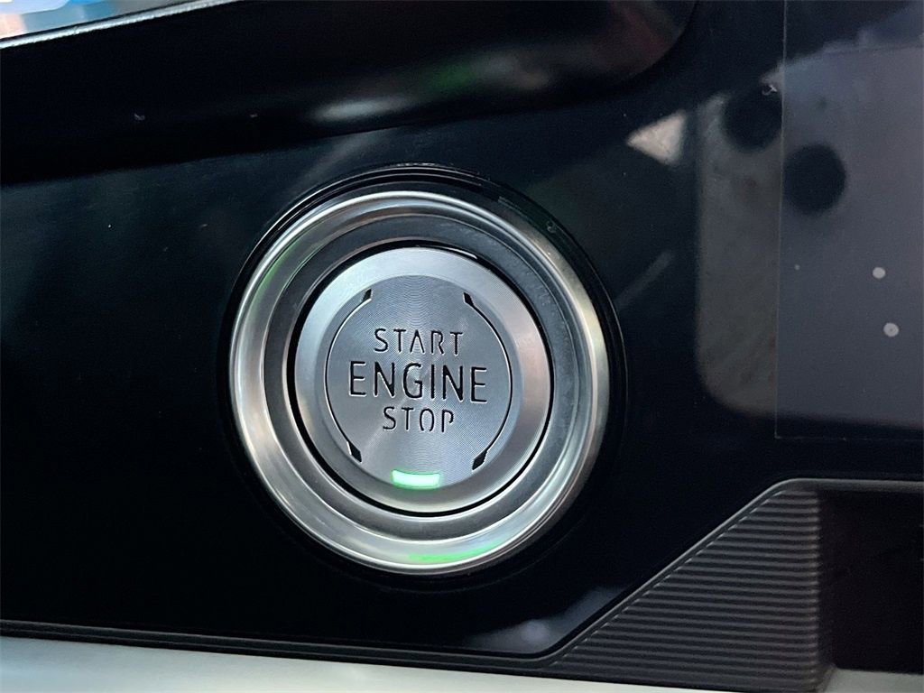 2025 Chevrolet Corvette 3LZ - Photo 17