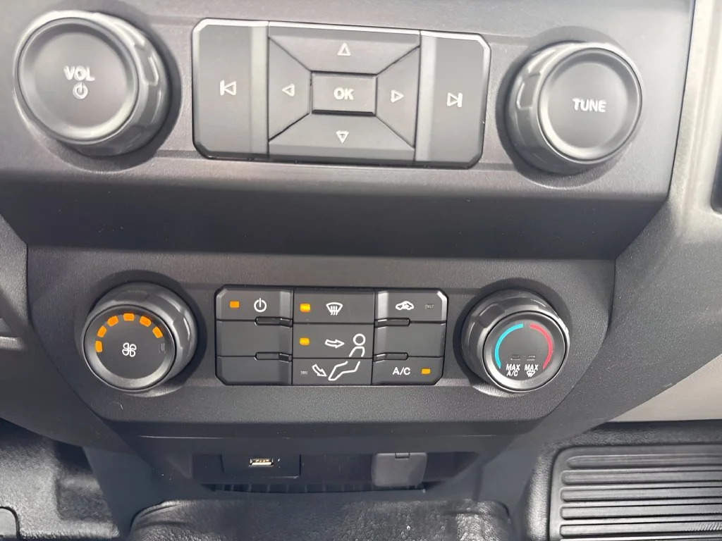 Used 2022 Black Ford XL image 15