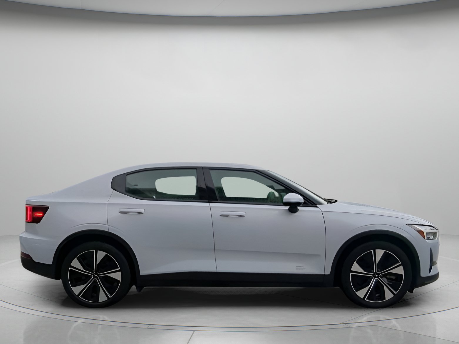 Used 2023 Magnesium Metallic Polestar Long Range Dual Motor image 31