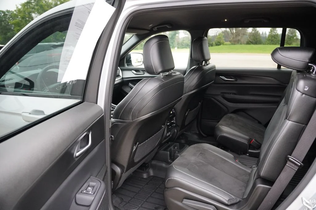 Certified Used 2023 Silver Jeep Altitude image 16