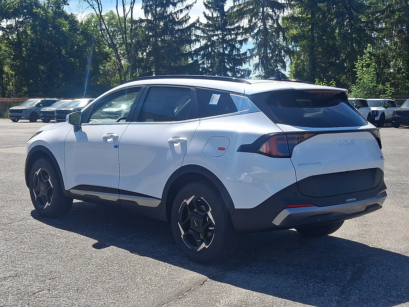 New 2027 White Kia EX image 5