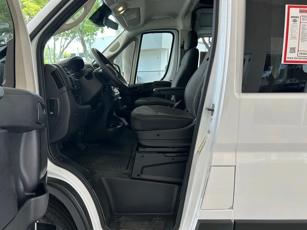 Used 2022 White Ram High Roof image 6