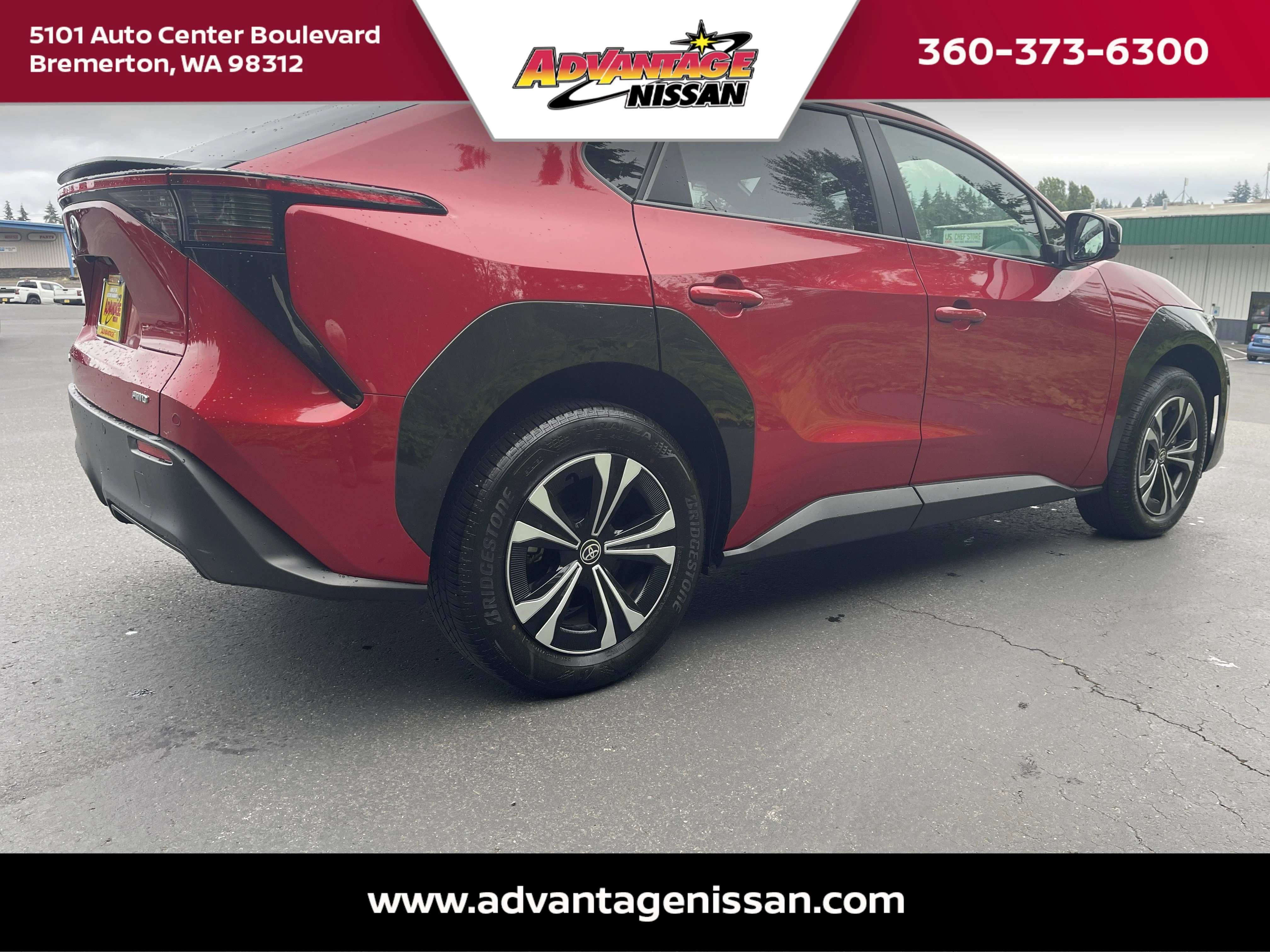 Used 2024 Supersonic Red Toyota XLE image 5