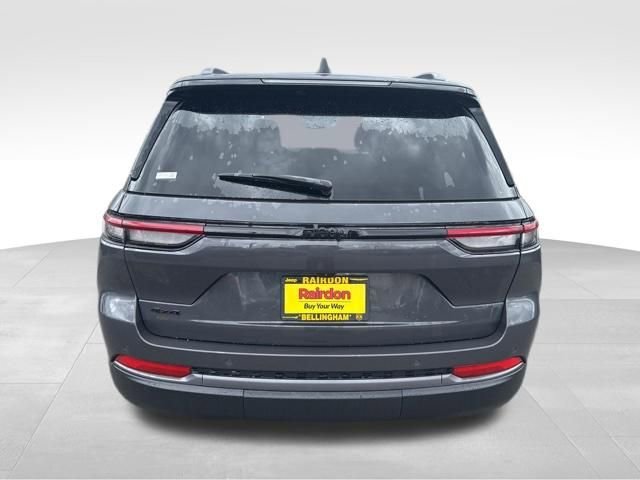 New 2026 Baltic Gray Metallic Clear-Coat Exterior Paint Jeep Laredo Altitude image 6