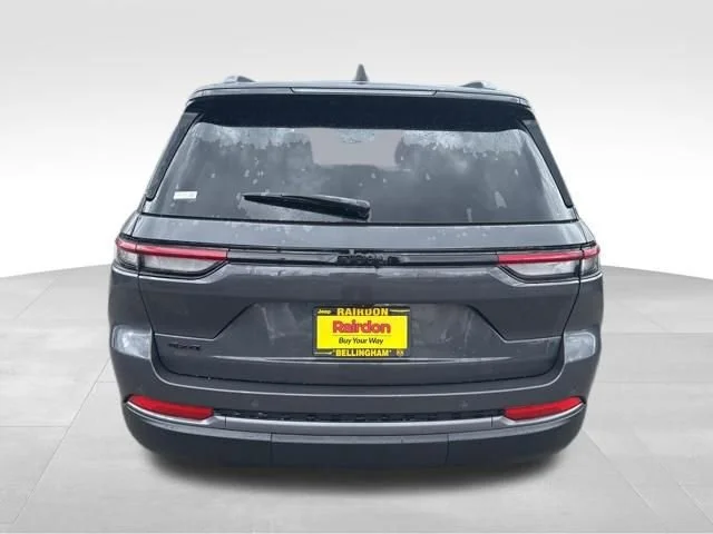 New 2026 Baltic Gray Metallic Clear-Coat Exterior Paint Jeep Laredo Altitude image 6