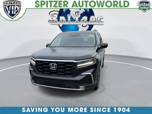 Used 2025 Black Honda Touring image 3