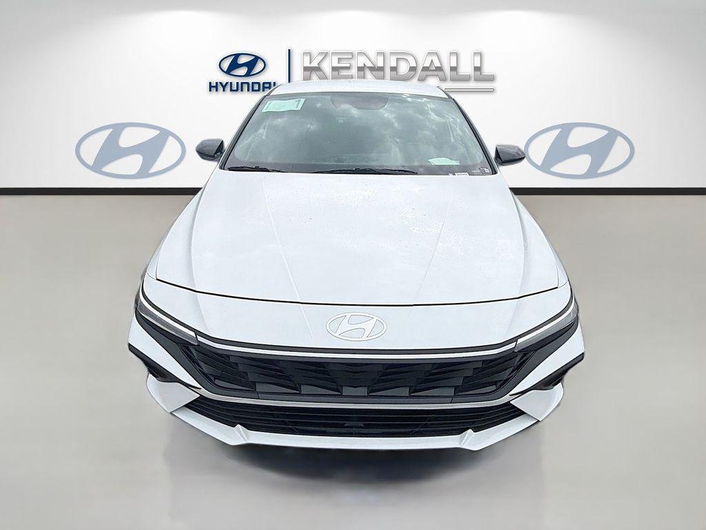 New 2026 Serenity White Hyundai SEL Sport image 2