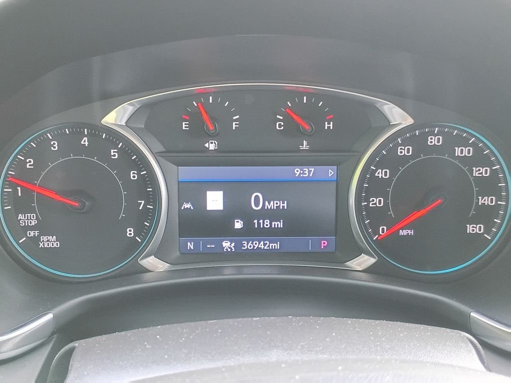 Used 2020 Pacific Blue Metallic Chevrolet Premier image 23