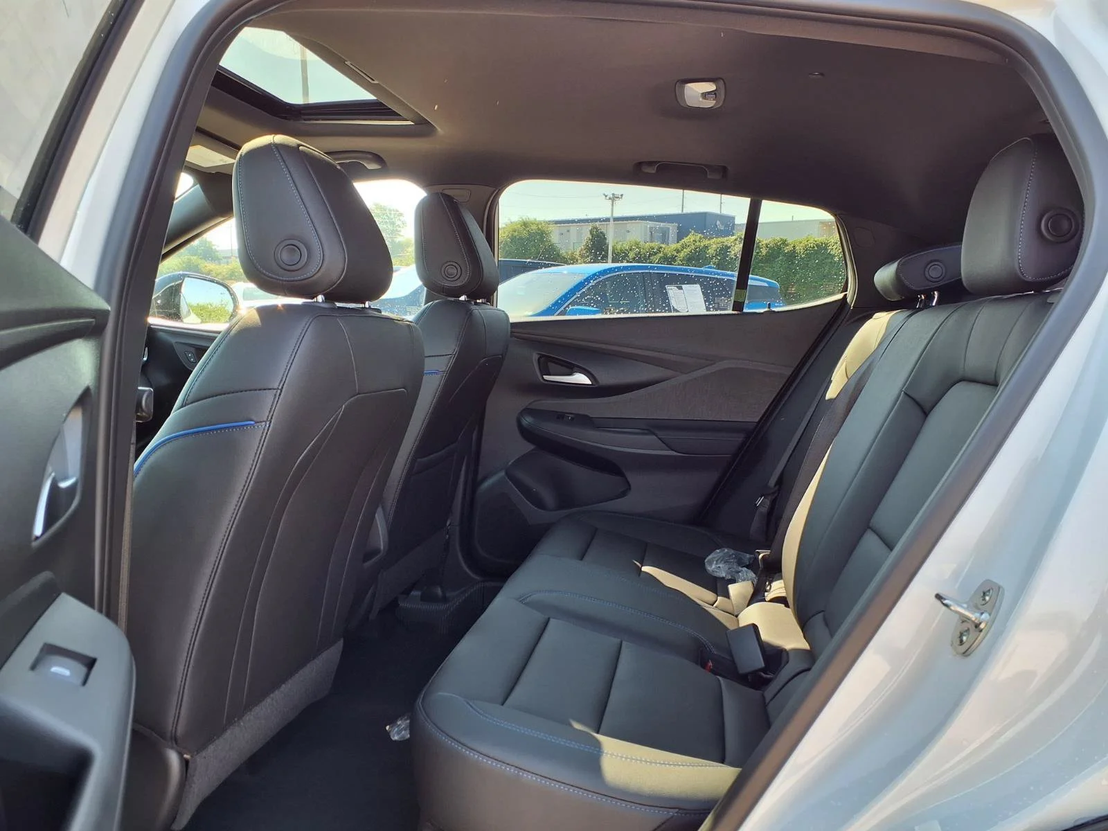 2026 Buick Envista Sport Touring - Photo 18