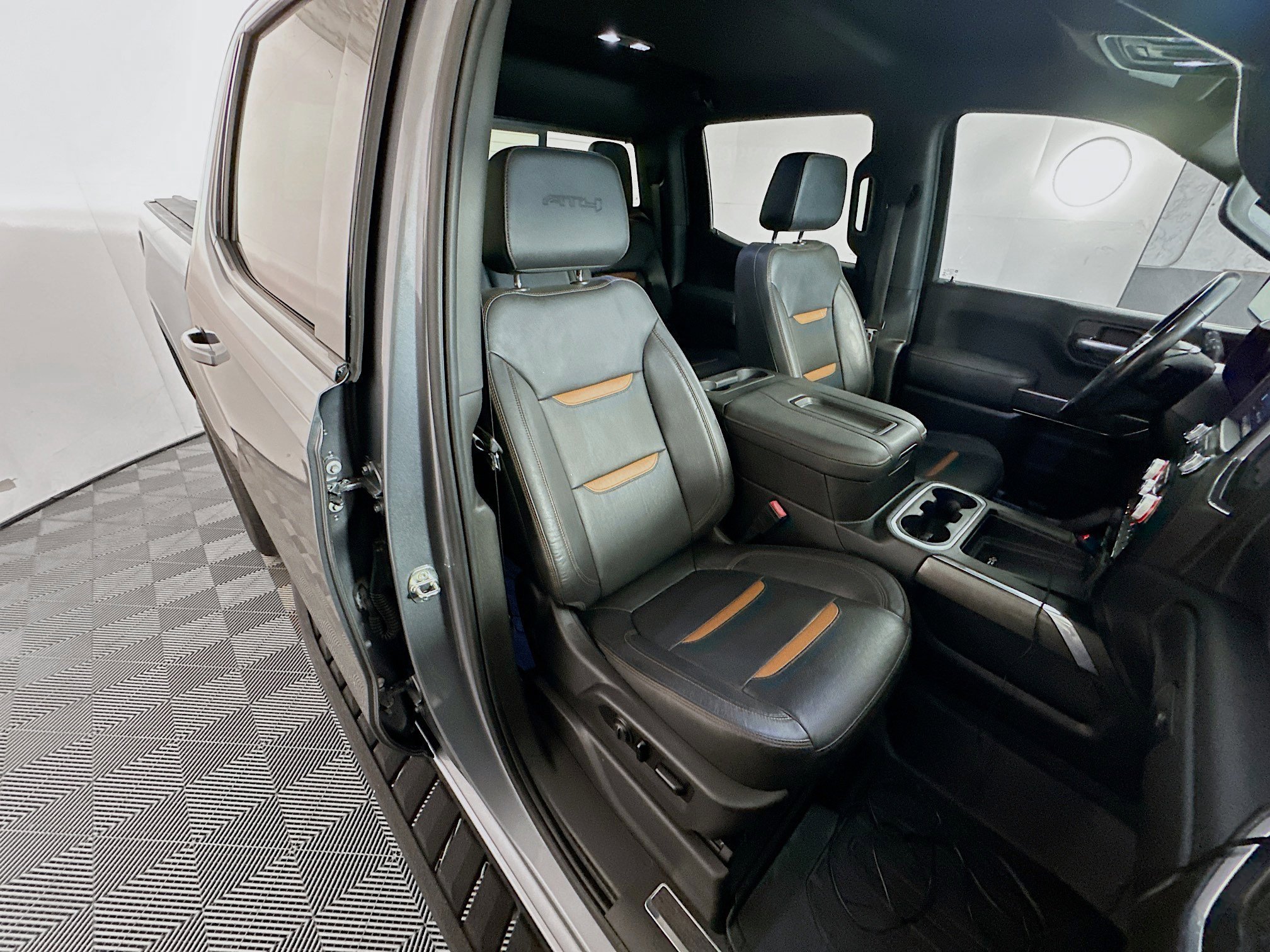 Used 2021 Satin Steel Metallic GMC AT4 image 28