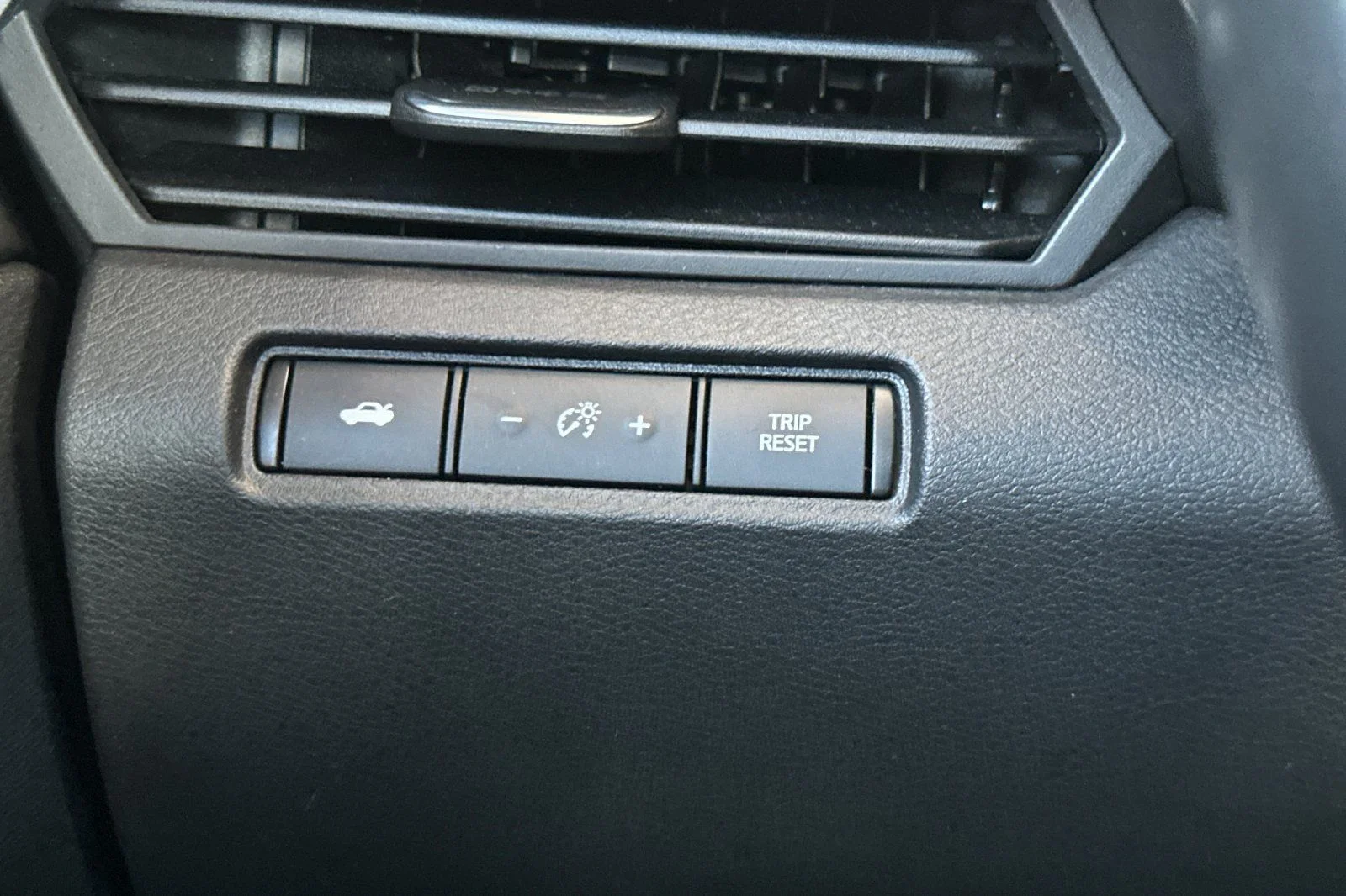 Used 2023 Blue Nissan 2.5 SR image 28