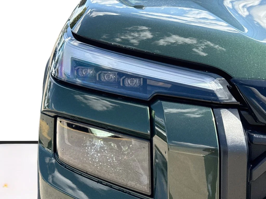 New 2026 DEEP EMERALD GREEN PEARL Subaru Premium image 39