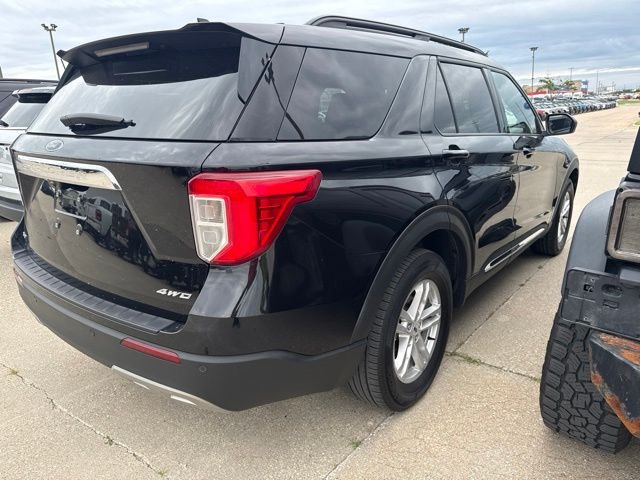 Used 2023 Black Ford XLT image 4