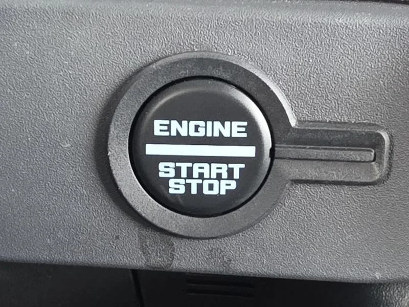 Used 2025 Oxford White Ford Base image 17