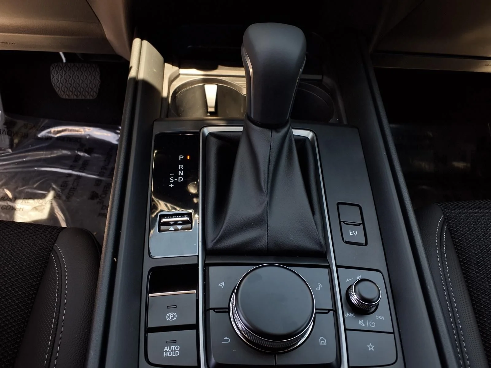 New 2026 Wind Chill Pearl Mazda Preferred AWD image 11