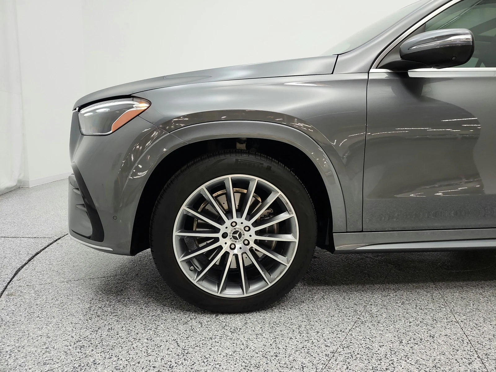 Used 2025 Selenite Grey Metallic Mercedes-Benz GLE 350 SUV image 22