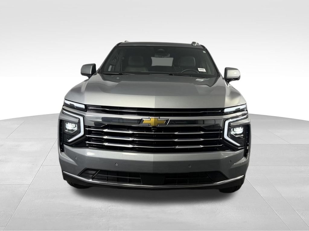 Used 2025 Sterling Gray Metallic Chevrolet LT image 10