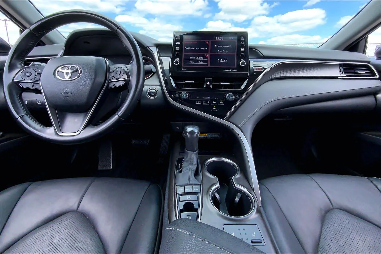 Used 2021 Midnight Black Metallic Toyota XSE image 15