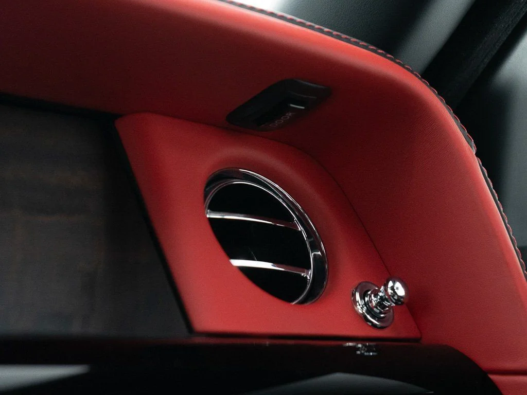 Used 2026 Black Diamond over Iguazu Blue Rolls-Royce  image 48