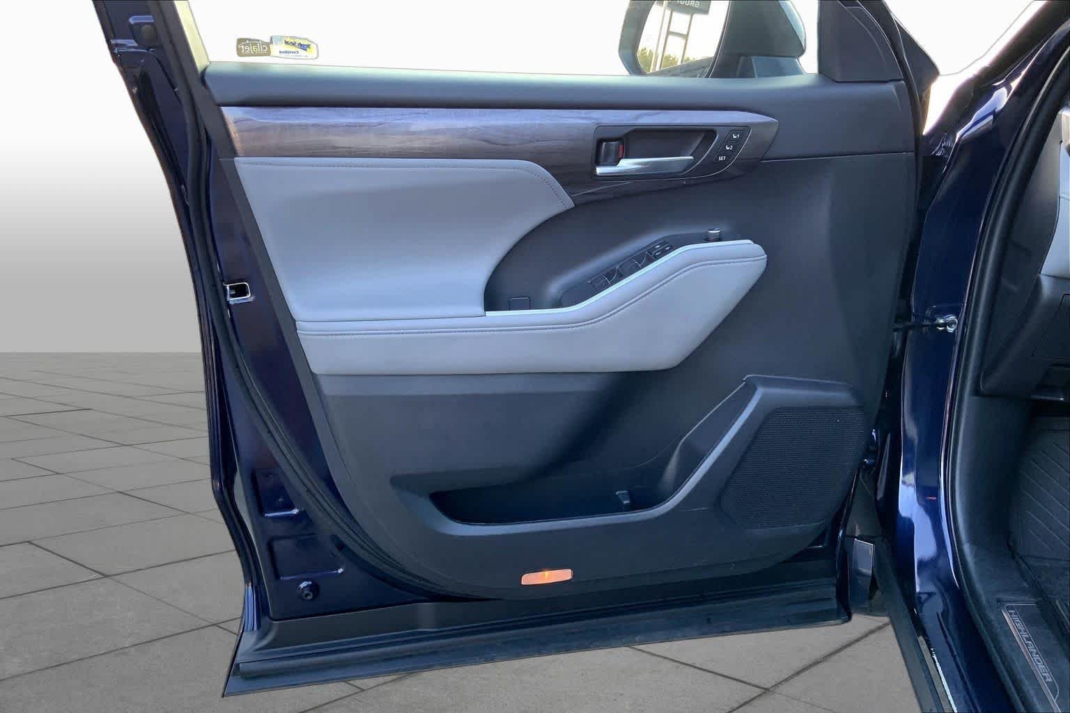 Used 2022 Blueprint Toyota Platinum image 19