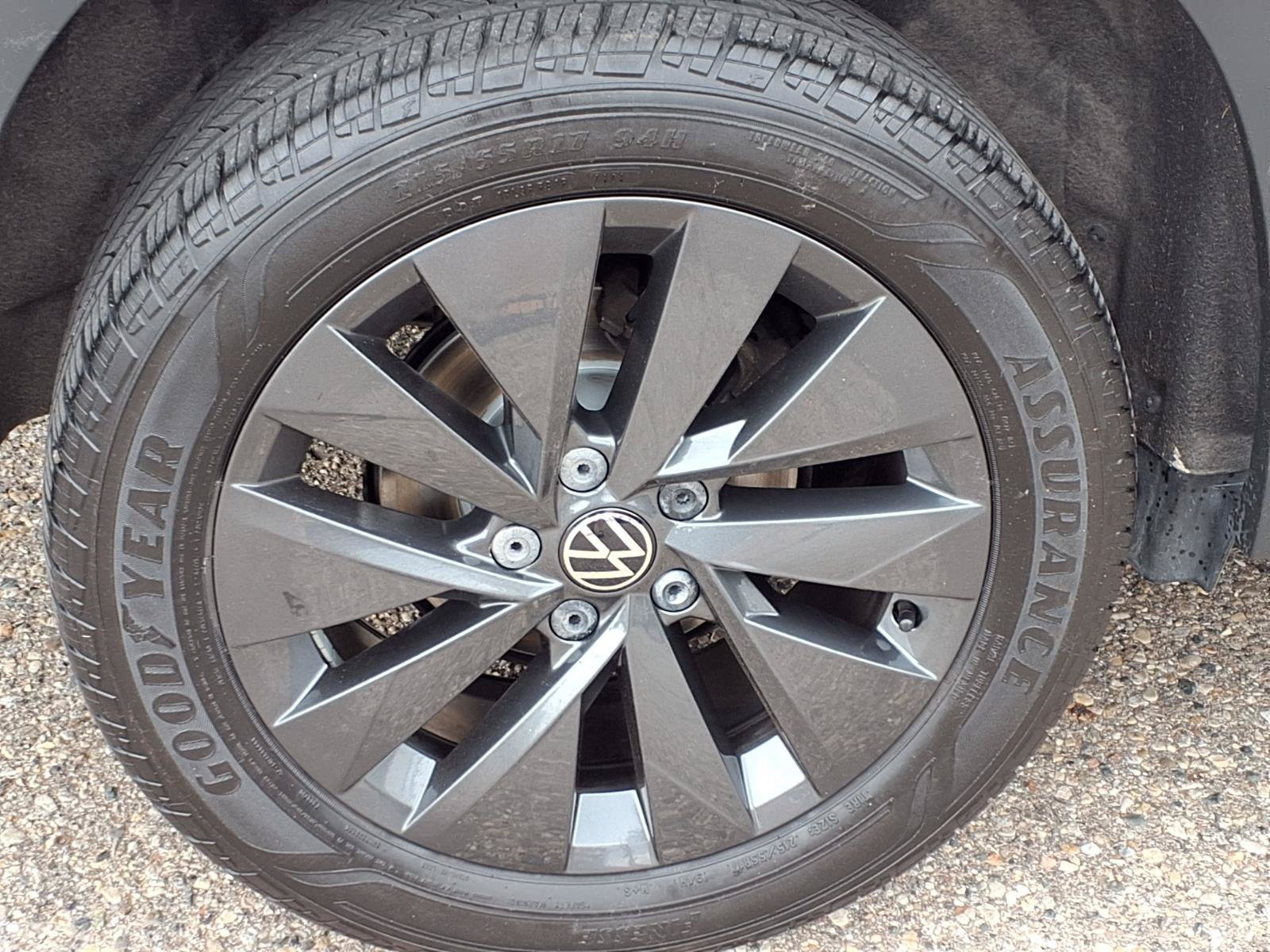 Certified Used 2023 Pyrite Silver Metallic Volkswagen S image 27