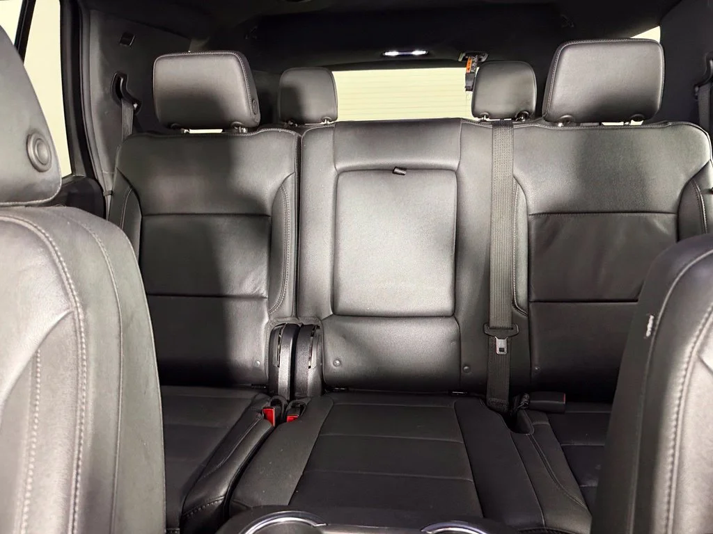 Used 2025 Black Chevrolet Z71 image 19