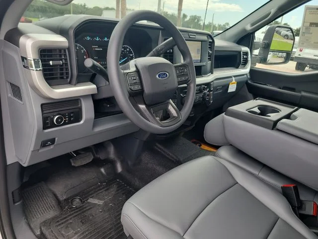 New 2026 Oxford White Ford XL image 19