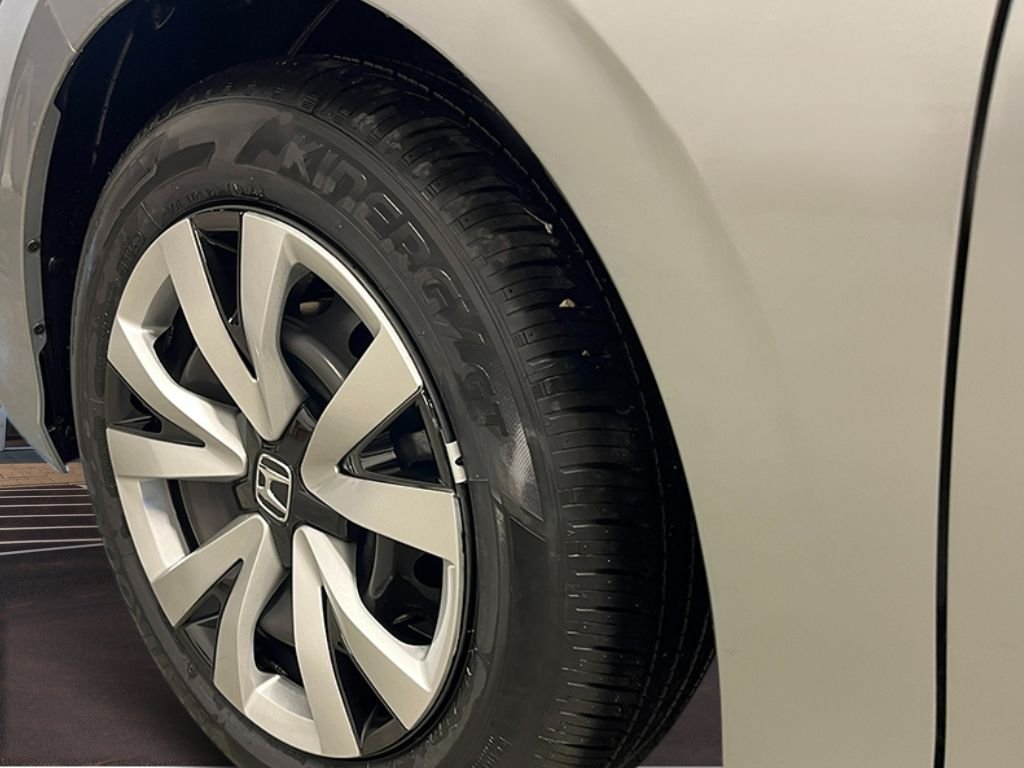 New 2026 Solar Silver Metallic Honda LX image 10