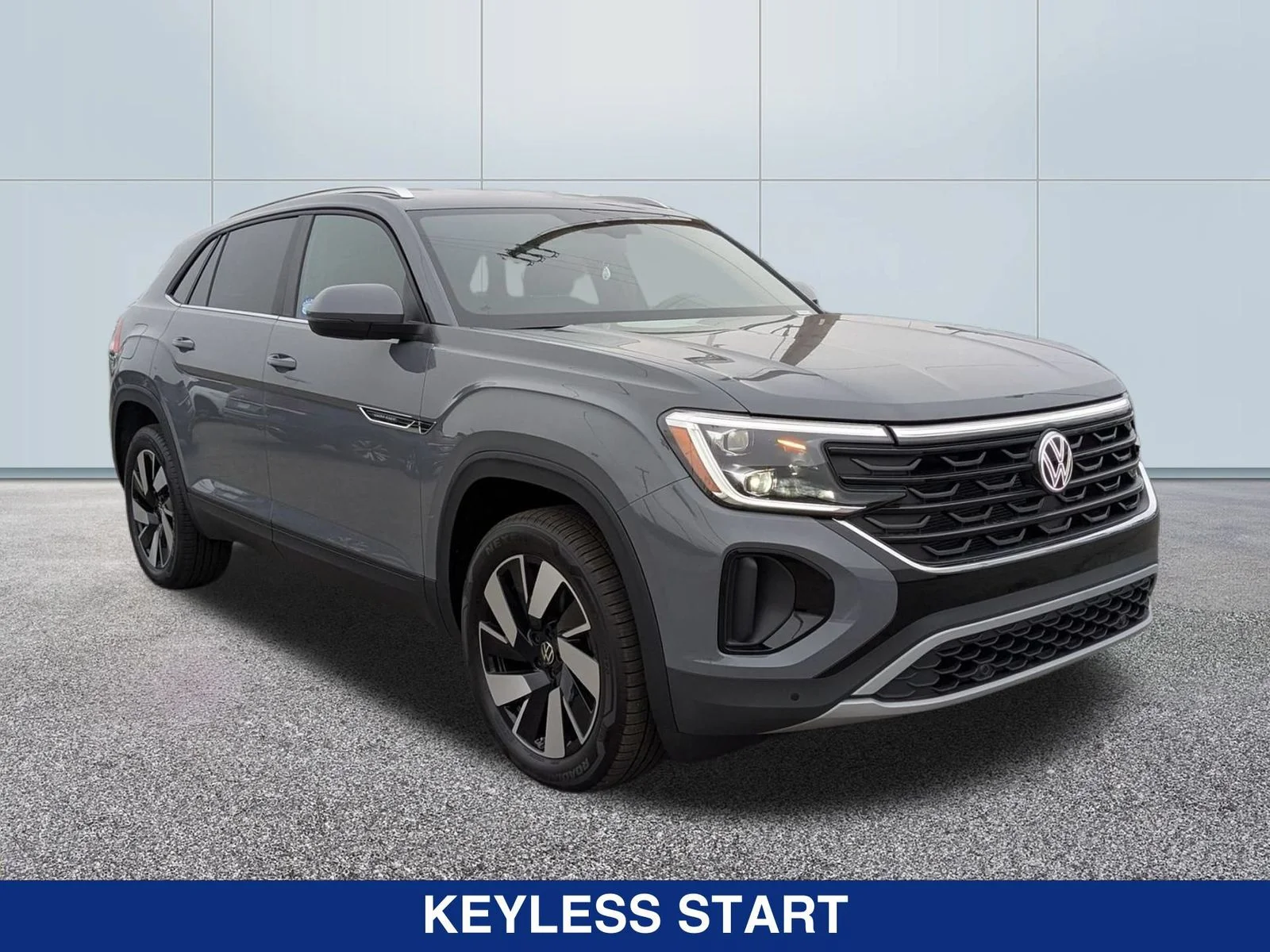 New 2025 Pure Gray Volkswagen 2.0T SE w/ Technology image 7