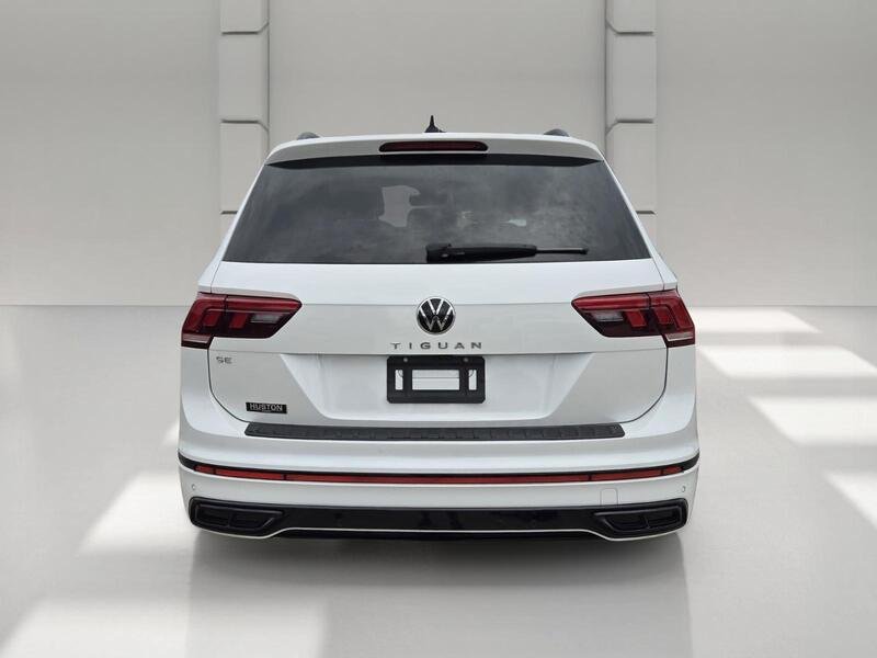 Used 2023 Opal White Volkswagen 2.0T SE R-LINE BLACK FWD image 4