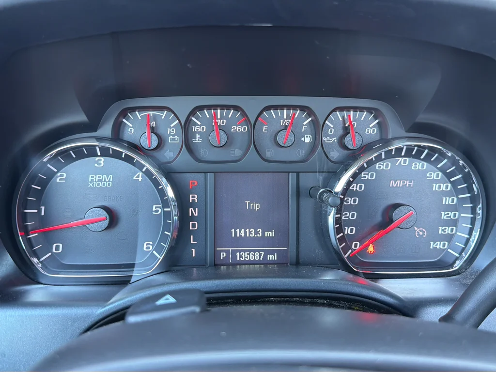 Used 2018 Red Chevrolet Work Truck image 12
