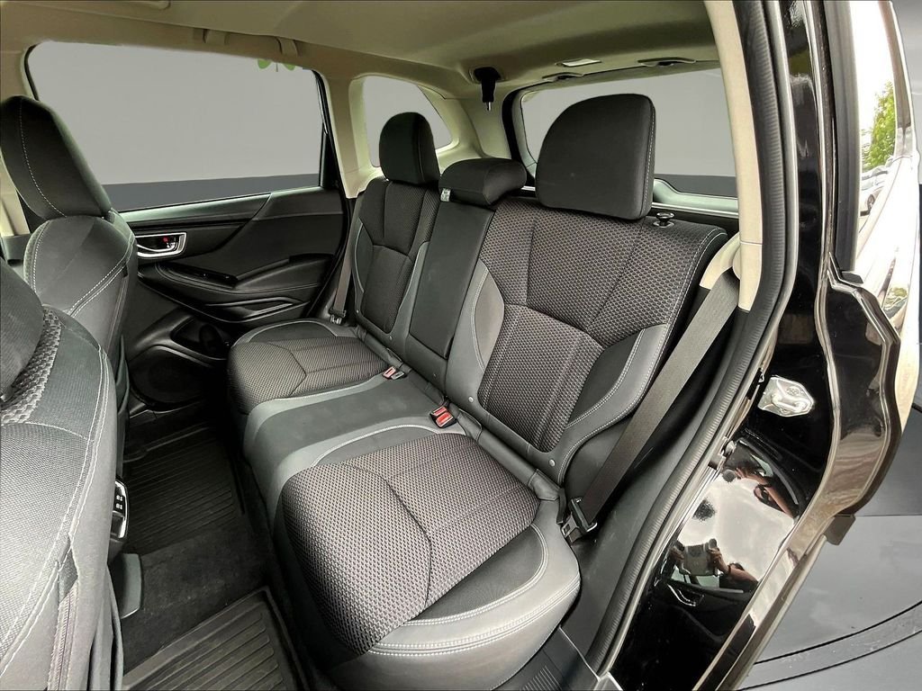 Used 2022 Black Subaru Premium image 25