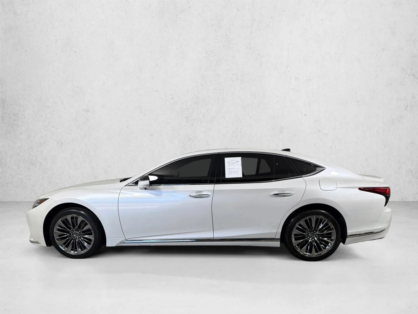 Used 2022 White Lexus LS 500 image 8