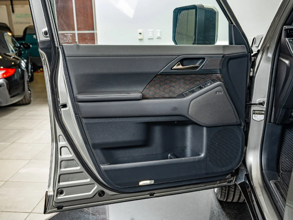 Used 2024 Silver Lexus 550 Luxury+ image 18
