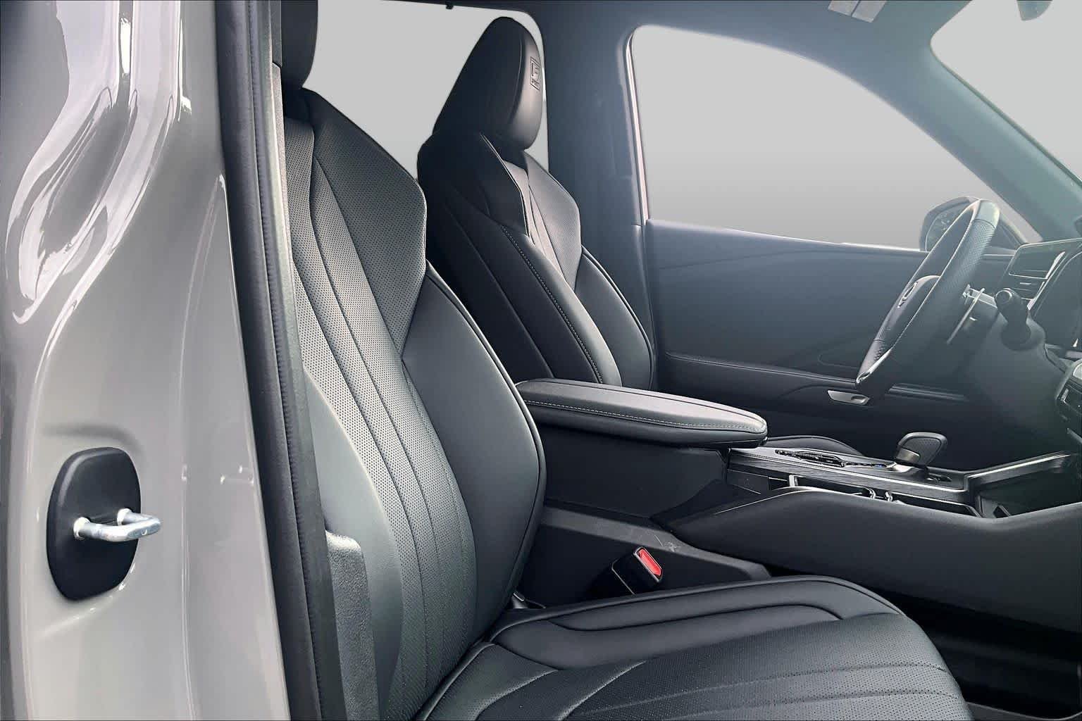 Used 2026 Incognito Lexus F SPORT Performance Premium image 9