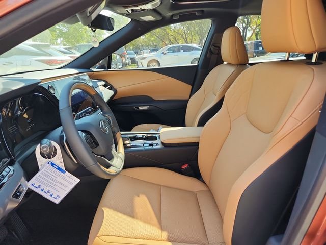 2025 Lexus RX - Photo 11