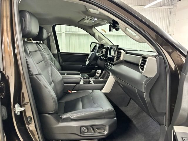 Used 2024  Toyota Limited image 22