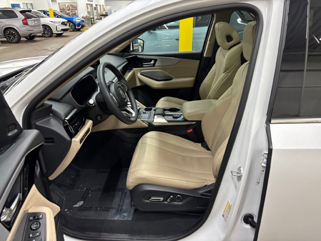 Certified Used 2024 Platinum White Pearl Acura Technology image 10
