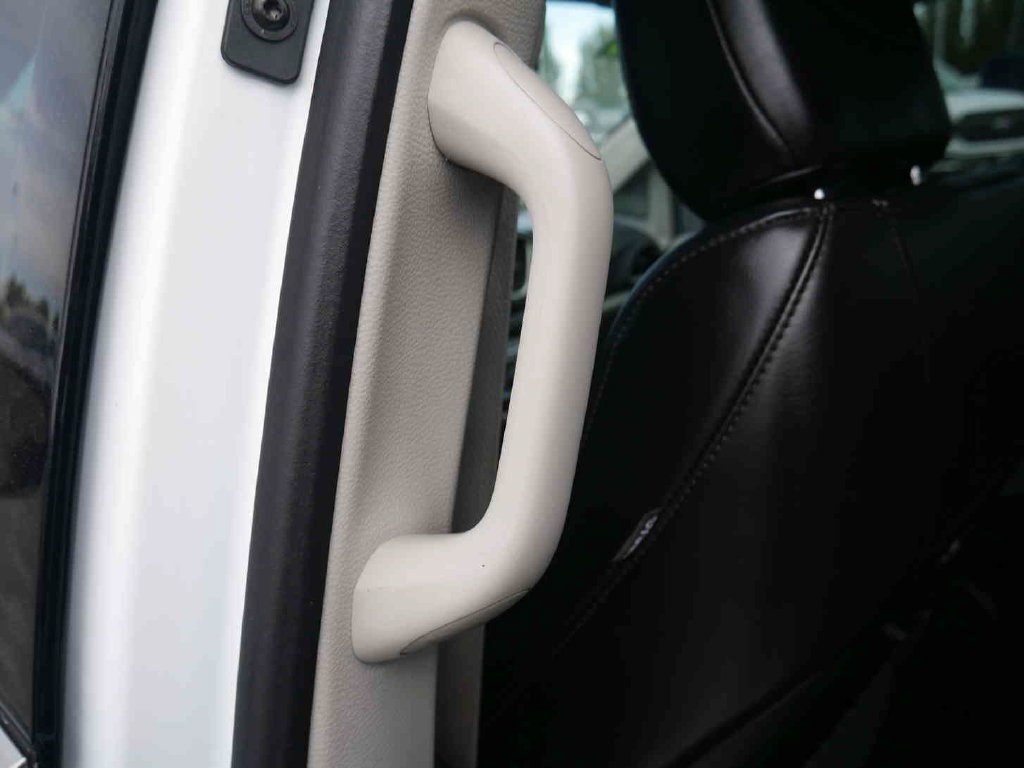 Used 2024 White Chrysler Touring L image 16