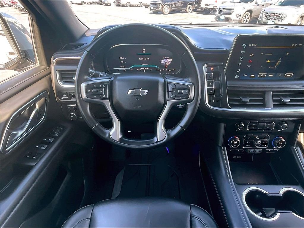 Used 2024 Gray Chevrolet Z71 image 17